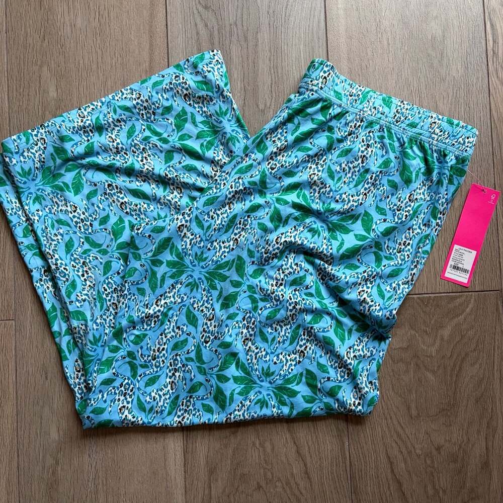 Lilly Pulitzer Bon Bon Blue Leapin Leopards PJ Knit Crop Pant